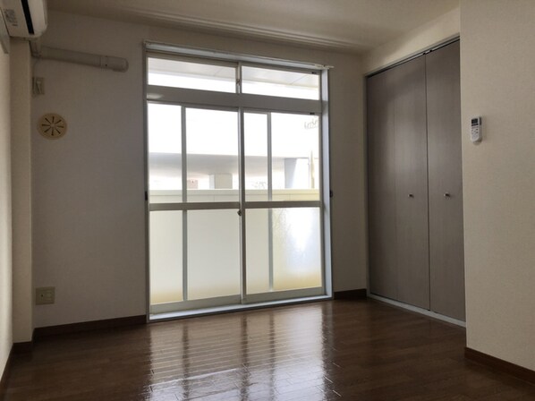 フラッツネオシティーの物件内観写真